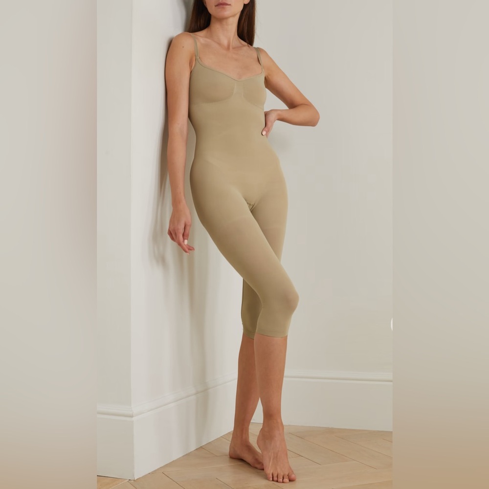 SKIMS Seamless Sculpt Catsuit - Clay XS